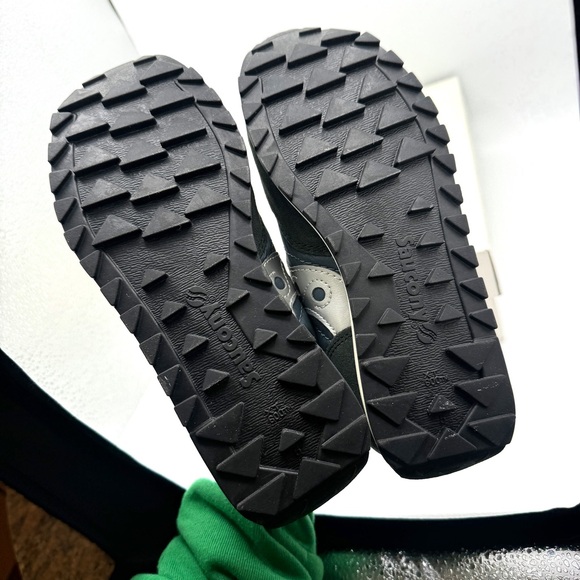 NWT Saucony Jazz Vintage Classic Sneakers Navy Blue White Silver Original Shoes - Picture 15 of 16